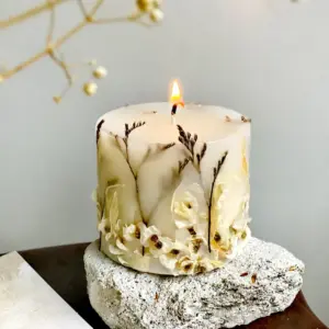 Floral Woody Sweet Soy Scented Candle